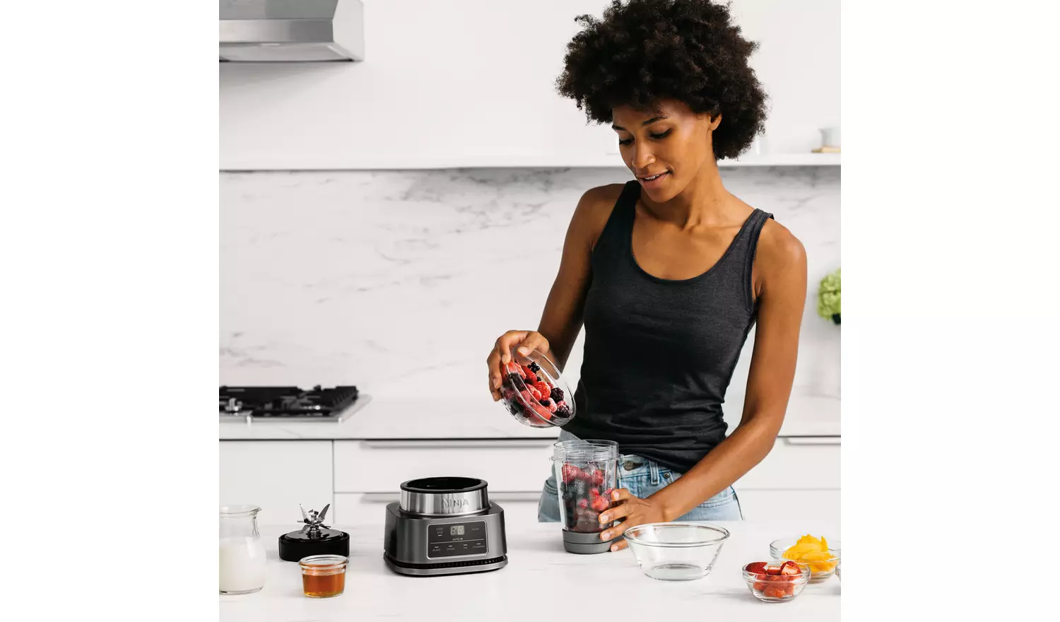 Ninja Foodi CB100UK: Powerful 1100W 2-in-1 Nutri Blender for Smoothies, Nut Butters & More